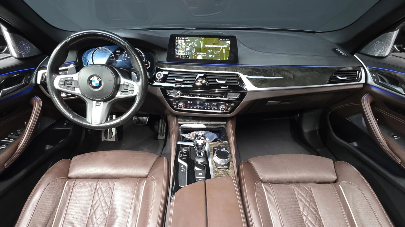 BMW 540 ЕЛ. БАГАЖНИК* HUD* SOFT CLOSE* 360* КРАЙНА ЦЕНА, снимка 7 - Автомобили и джипове - 55593838