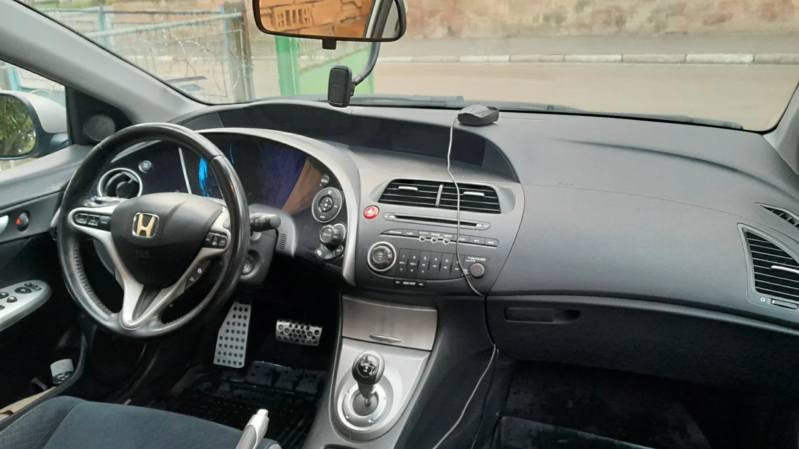 Honda Civic 1.8i, снимка 4 - Автомобили и джипове - 55929920