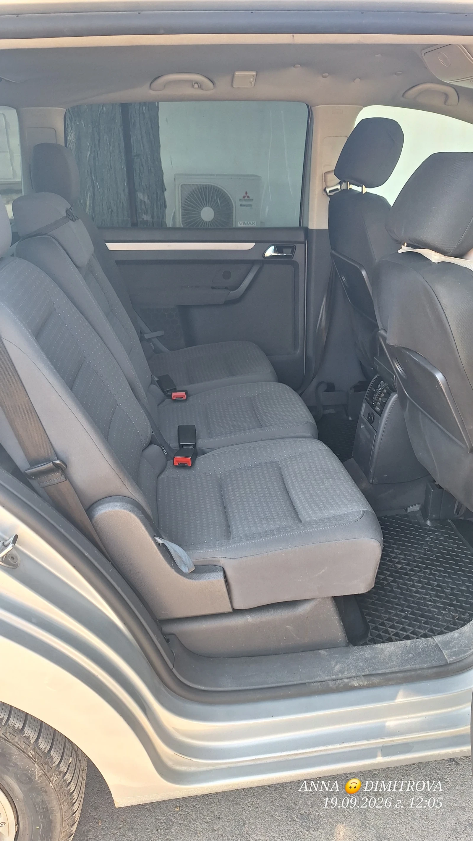 VW Touran, снимка 5 - Автомобили и джипове - 56148974