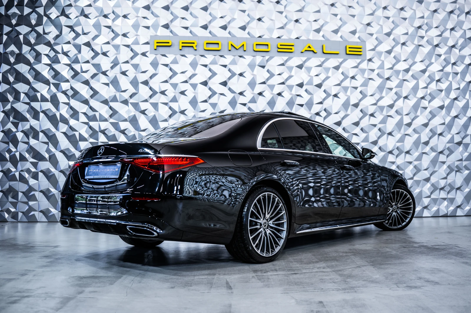 Mercedes-Benz S 400 d 4M L AMG - CHAUFFEUR - EXCLUSIVE RED, снимка 4 - Автомобили и джипове - 56213479
