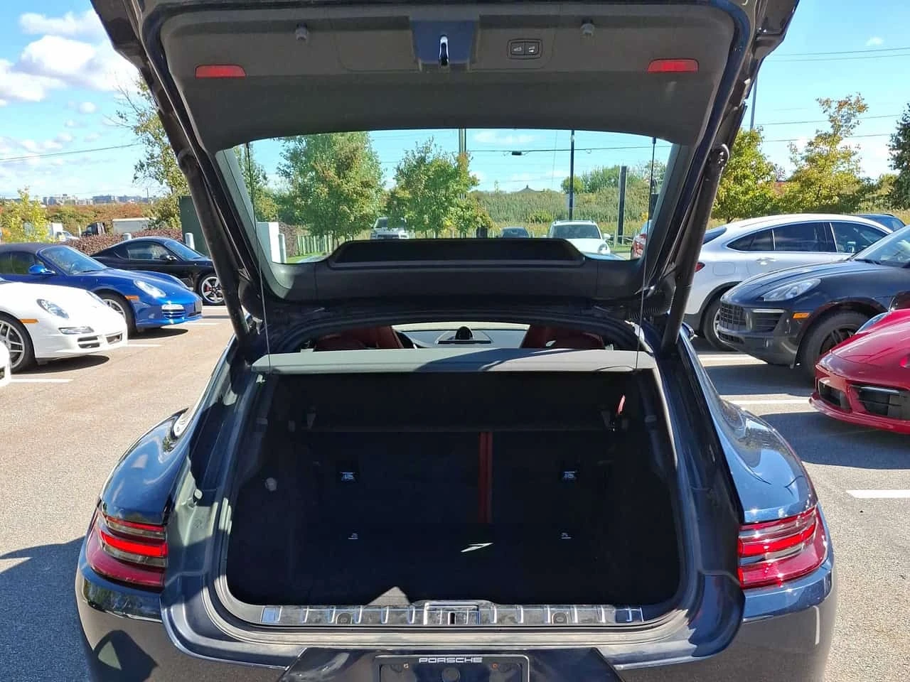 Porsche Panamera  4 AWD / Matrix / Bose / Обдухване, снимка 11 - Автомобили и джипове - 56244053