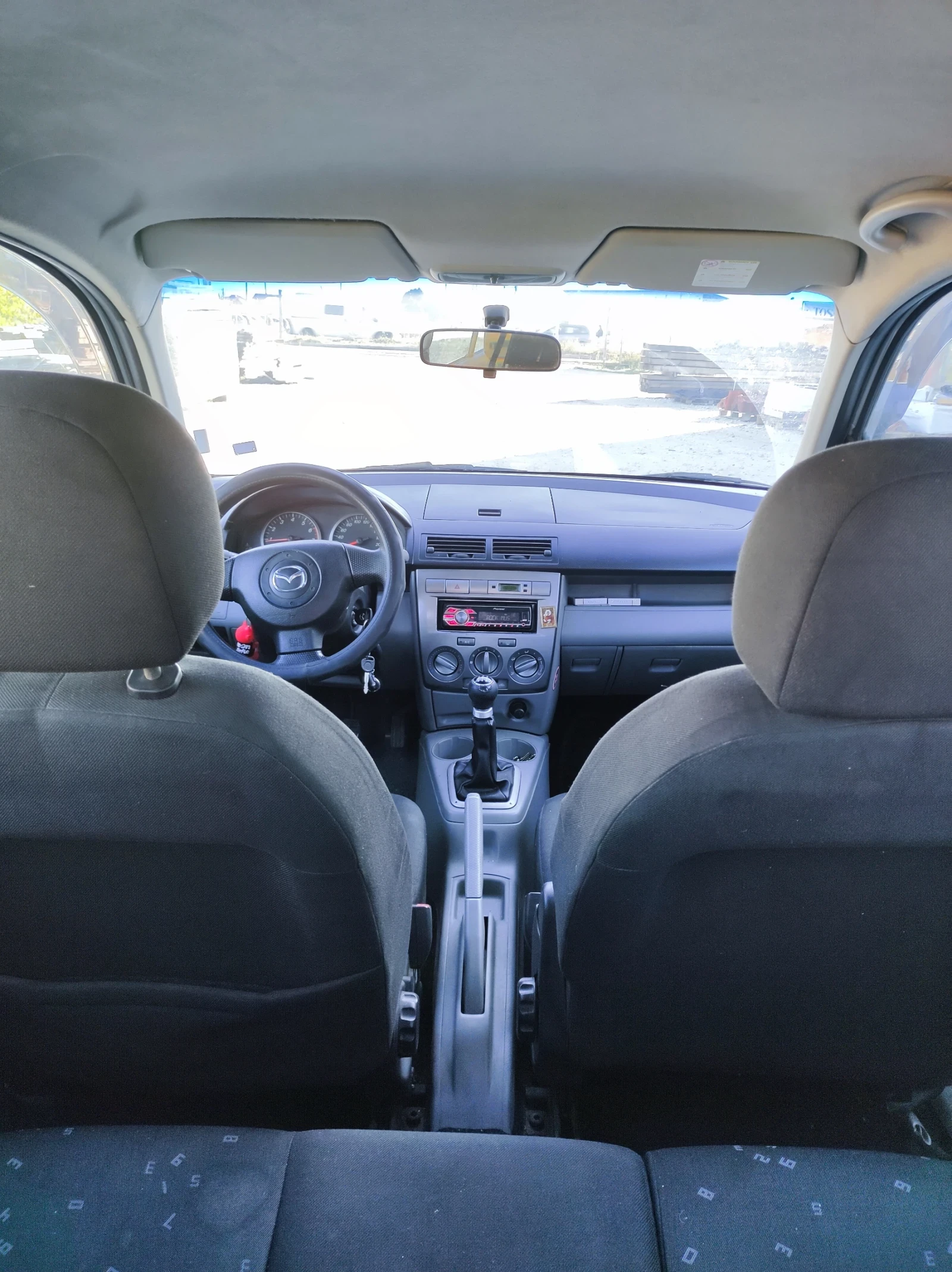Mazda 2 16V, снимка 7 - Автомобили и джипове - 56397083