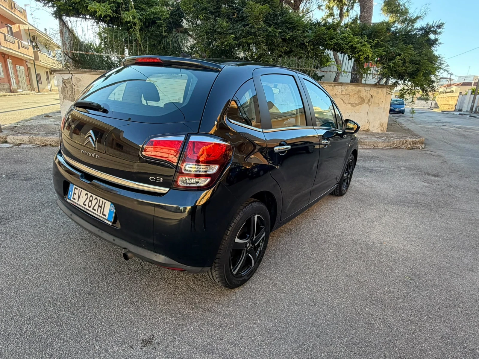 Citroen C3 1.2 benz 2014 , снимка 13 - Автомобили и джипове - 56565412
