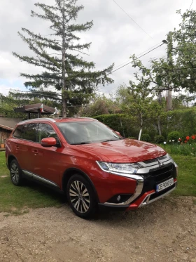 Обява за продажба на Mitsubishi Outlander 2.4MIVEC, 4х4, Автоматик, 7 места ~35 500 лв. - изображение 1