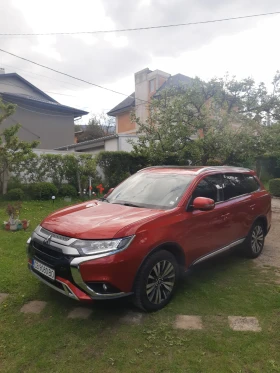Обява за продажба на Mitsubishi Outlander 2.4MIVEC, 4х4, Автоматик, 7 места ~35 500 лв. - изображение 1