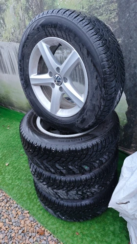 VW Tiguan ВСИЧКО ПЛАТЕНО/НАПЪЛНО ОБСЛУЖЕН/ВТОРИ ДЖАНТИ/ГУМИ - 23900 лв. / 12219.88 € - 96883558 16