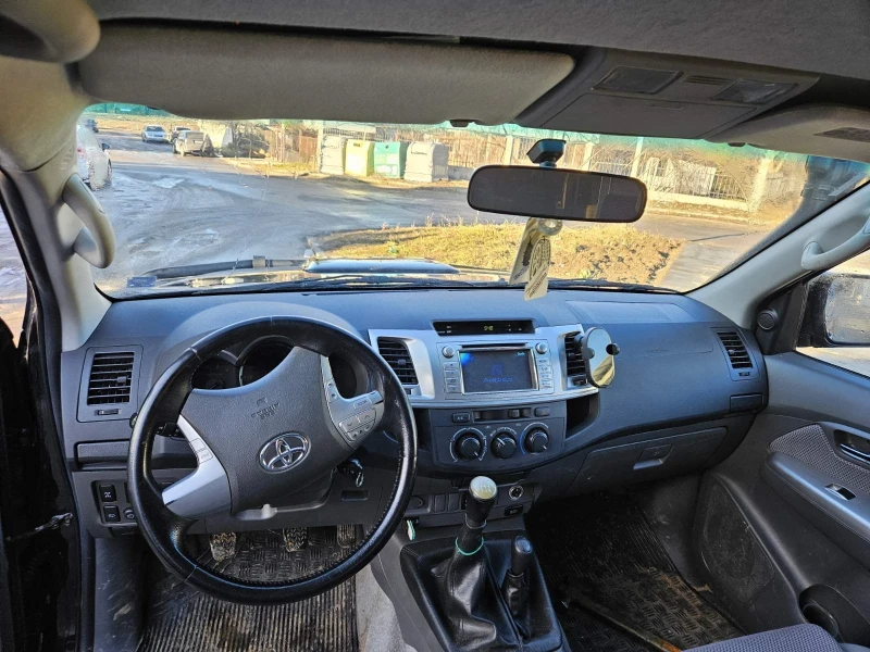 Toyota Hilux, снимка 4 - Автомобили и джипове - 49130384