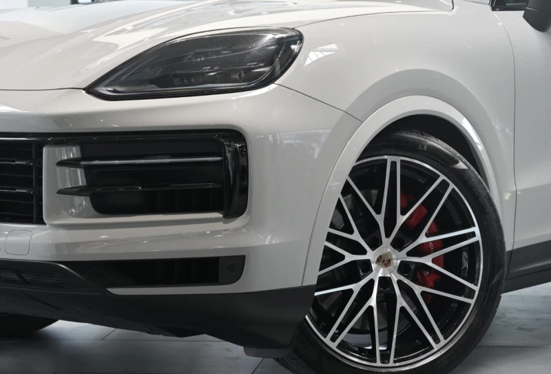 Porsche Cayenne S COUPE/FACELIFT/BOSE/MATRIX/PANO/SPORT CHRONO/, снимка 3 - Автомобили и джипове - 51891681
