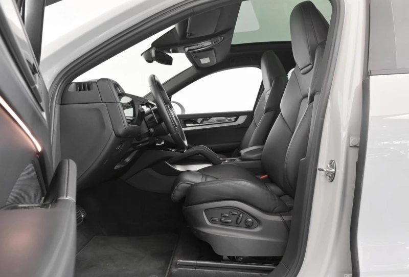 Porsche Cayenne S COUPE/FACELIFT/BOSE/MATRIX/PANO/SPORT CHRONO/, снимка 8 - Автомобили и джипове - 51891681