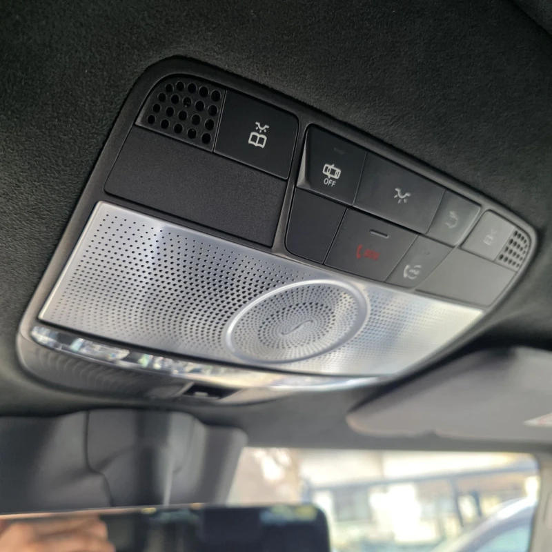 Mercedes-Benz G 63 AMG Burmester/Massage/360/22'/Готов Лизинг , снимка 15 - Автомобили и джипове - 52886782