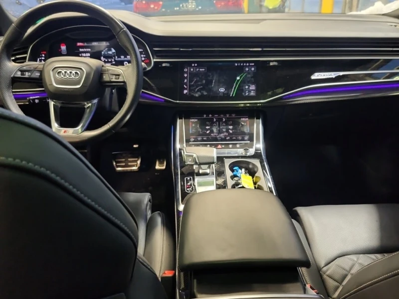 Audi SQ8 * 4.0 TFSI QUATTRO * CARFAX * БЕЗ ПЪРВОНАЧАЛНА ВНО, снимка 6 - Автомобили и джипове - 52916628