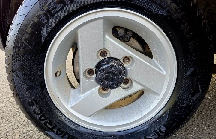 Suzuki Jimny, снимка 7 - Автомобили и джипове - 55501111