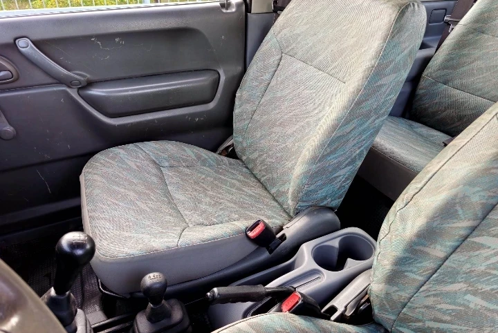 Suzuki Jimny, снимка 4 - Автомобили и джипове - 55501111