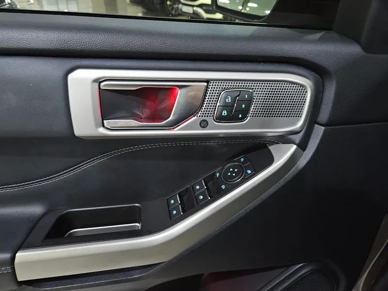 Ford Explorer 6Th Generation 2.3 Limited 4Wd, снимка 11 - Автомобили и джипове - 56497803