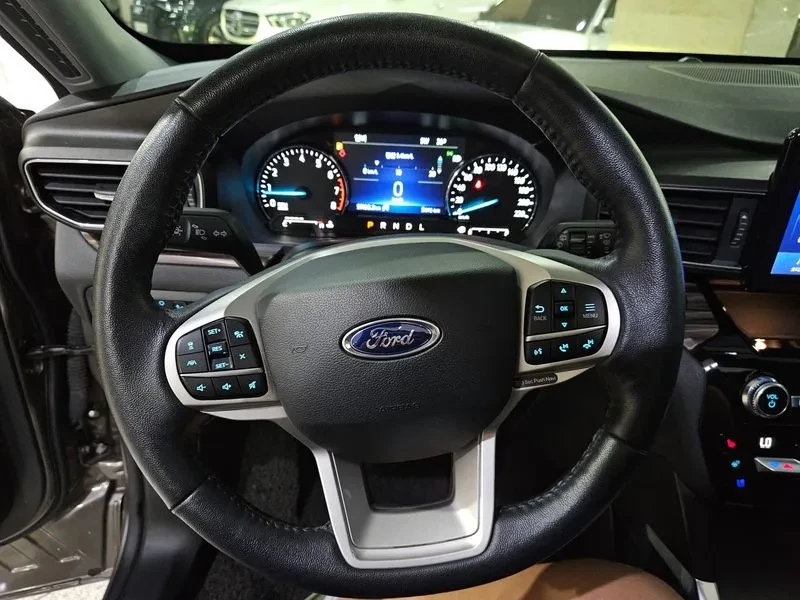Ford Explorer 6Th Generation 2.3 Limited 4Wd, снимка 13 - Автомобили и джипове - 56497803