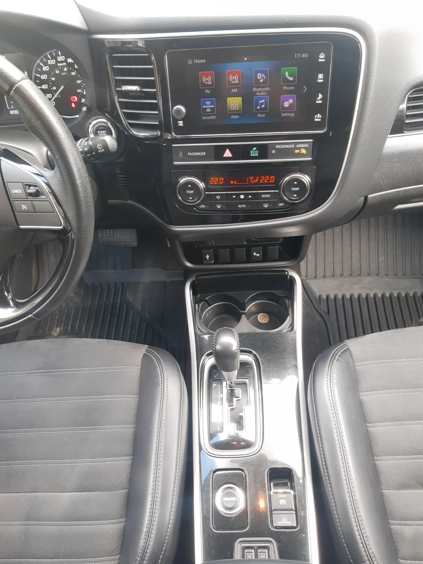 Mitsubishi Outlander 2.4MIVEC, 4х4, Автоматик, 7 места - изображение 6