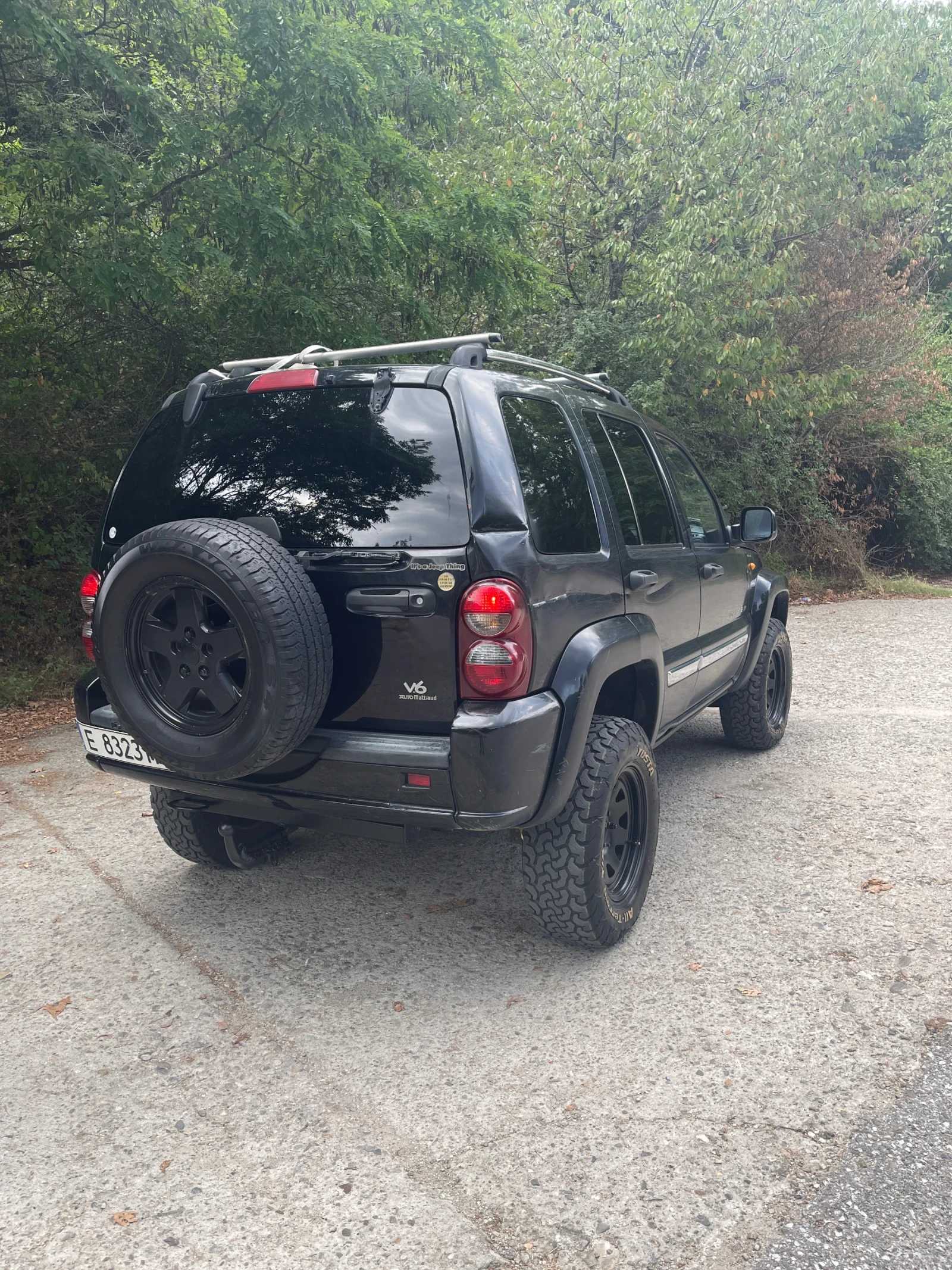 Jeep Cherokee  - изображение 6