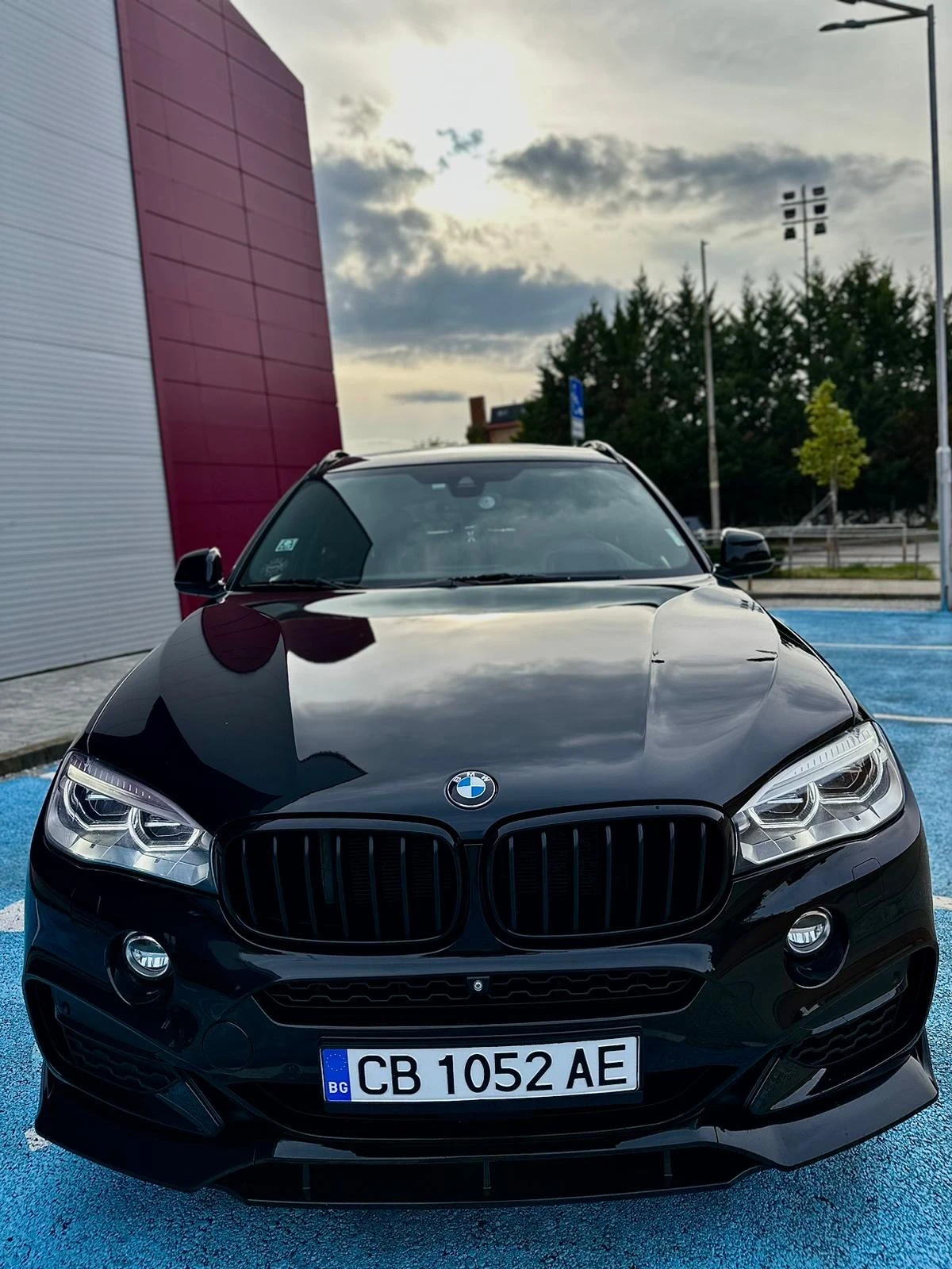 BMW X6 M50D OBSLUJEN. - изображение 4