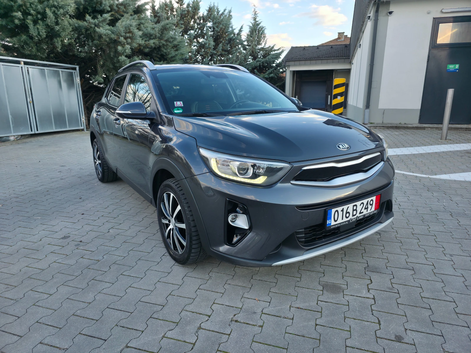 Kia Stonic 1.25i 16v EURO6b | Mobile.bg � ����������� 3