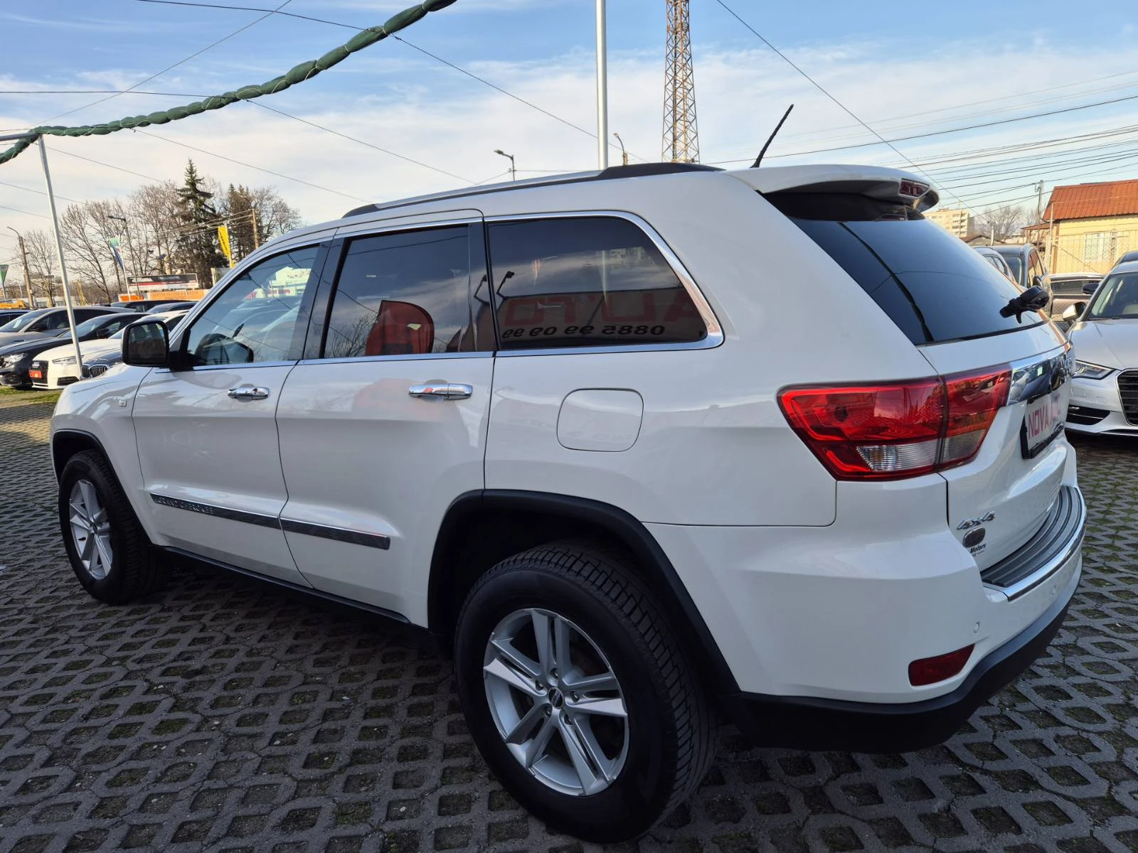 Jeep Grand cherokee 3.6i-286кс-235.000км-РЕАЛНИ-OVERLAND, снимка 2 - Автомобили и джипове - 53787236