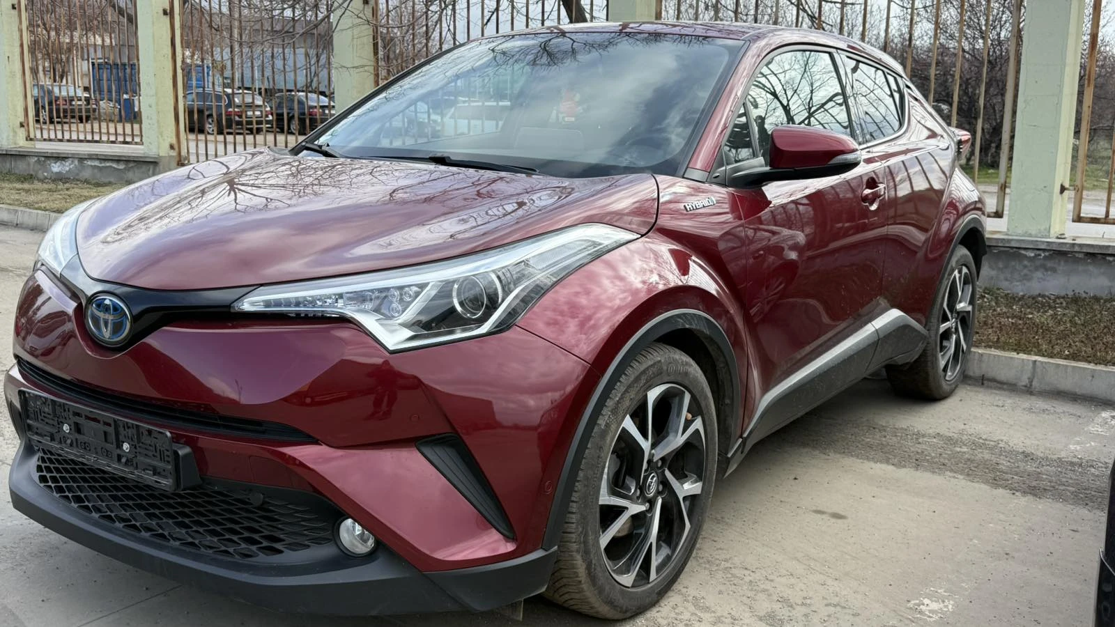 Toyota C-HR, снимка 2 - Автомобили и джипове - 53911470
