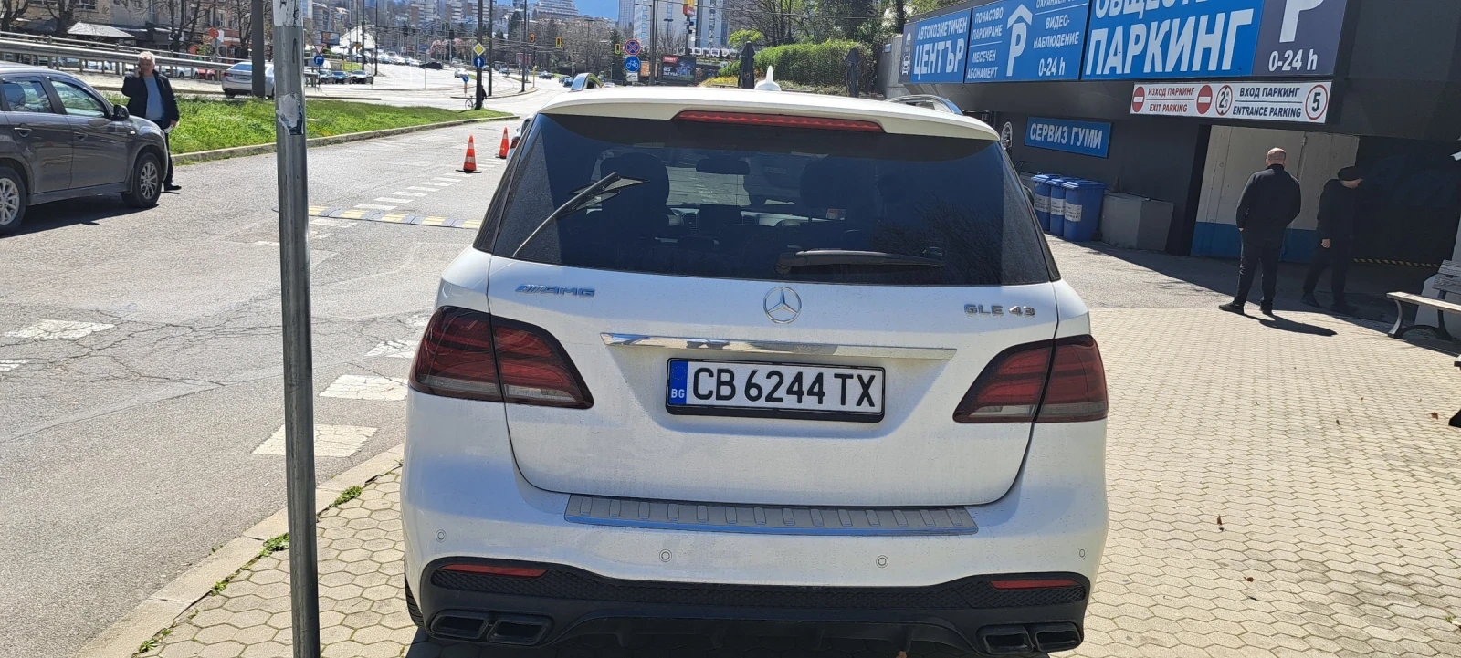 Mercedes-Benz GLE 43 AMG, снимка 8 - Автомобили и джипове - 54123634