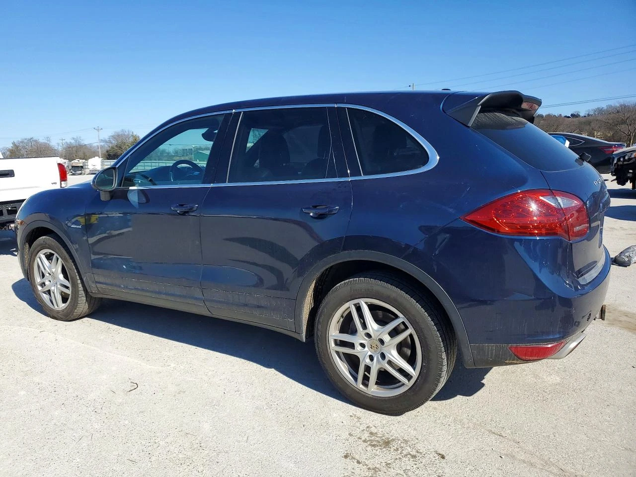 Porsche Cayenne AWD| BOSE| ШИБЕДАХ| ОБДУХВАНЕ, снимка 2 - Автомобили и джипове - 54371083