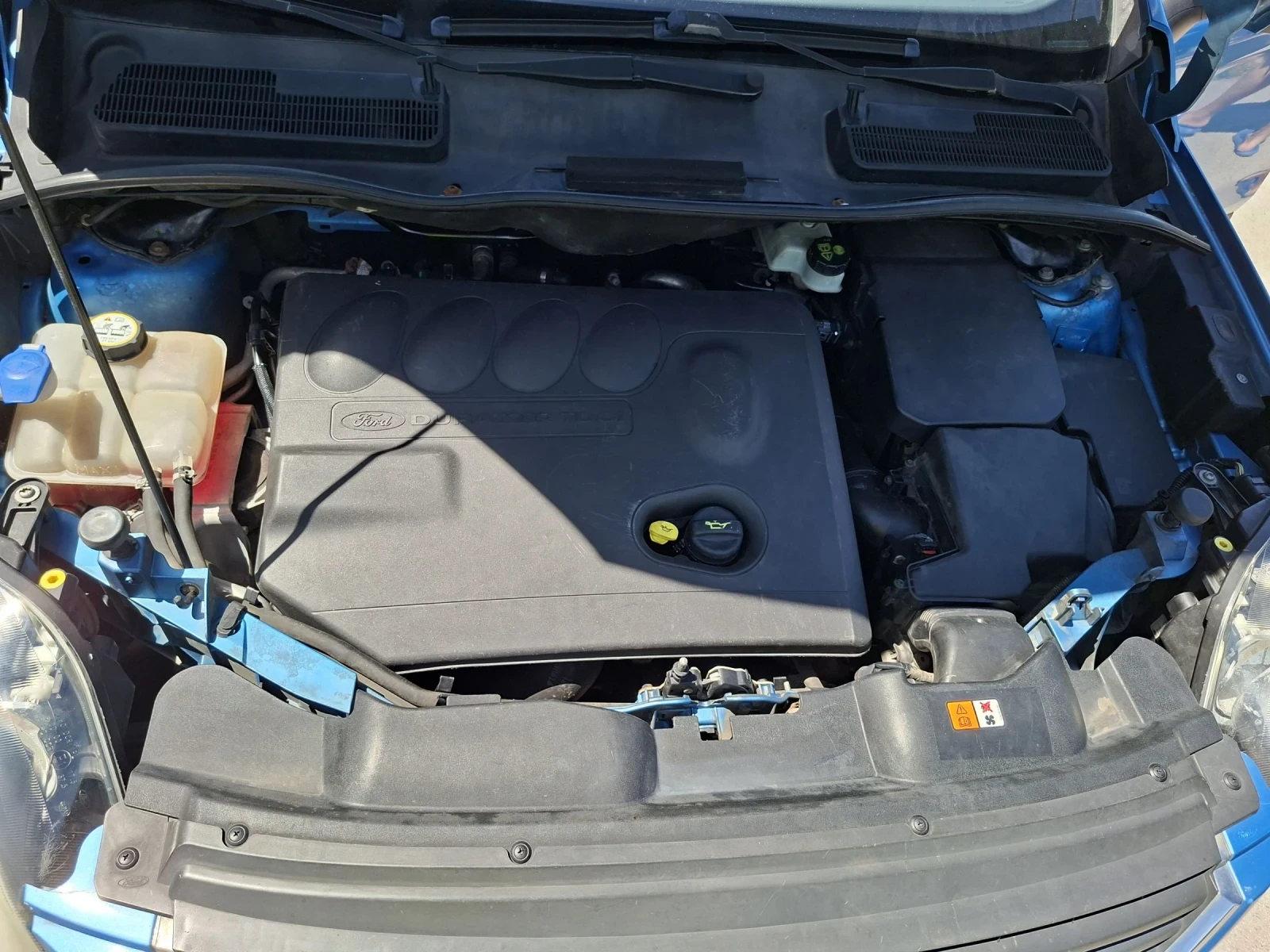 Ford Kuga 2.0 D, снимка 11 - Автомобили и джипове - 54745653