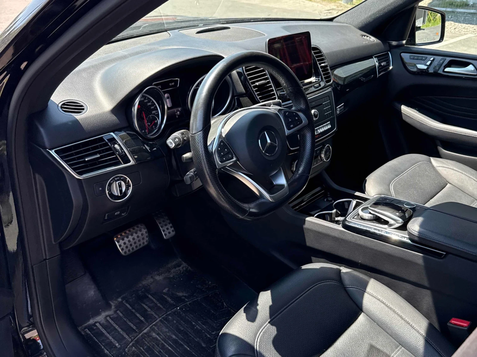 Mercedes-Benz GLE 43 AMG KEYLESS / PODGREV / ДВА КЛЮЧА / CARFAX, снимка 6 - Автомобили и джипове - 55186670