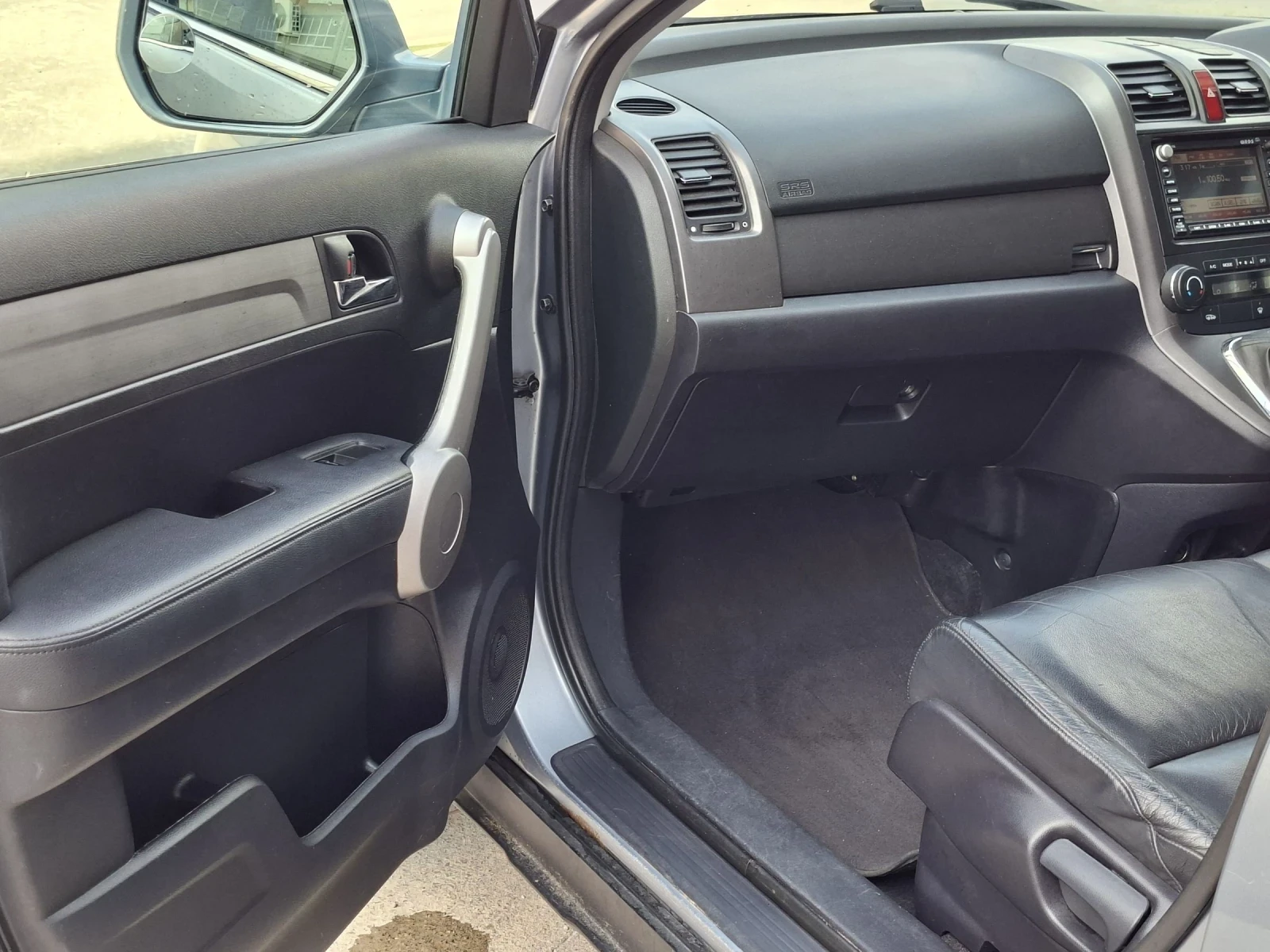 Honda Cr-v Executive+ , снимка 10 - Автомобили и джипове - 55319858