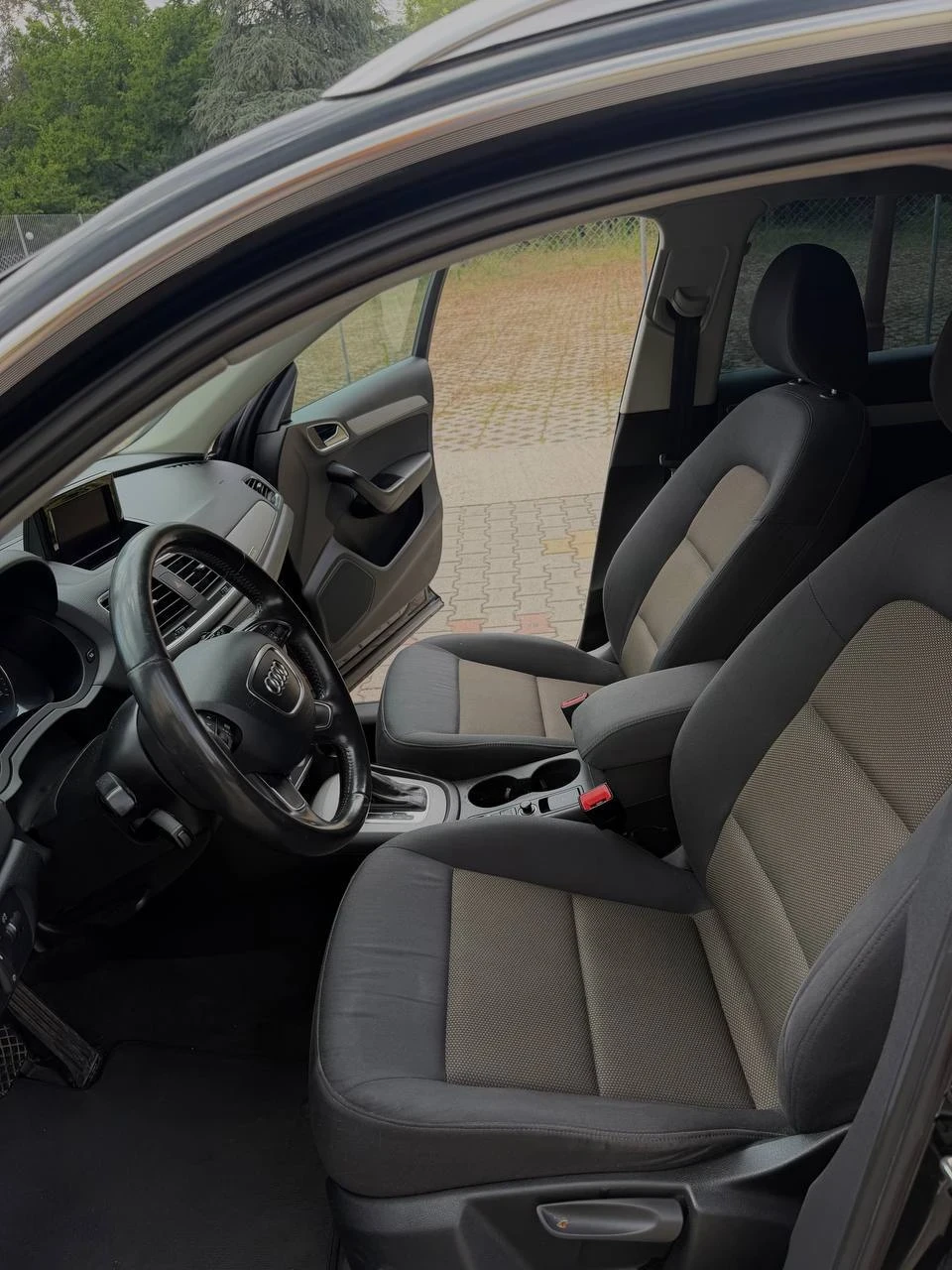 Audi Q3, снимка 8 - Автомобили и джипове - 55828479