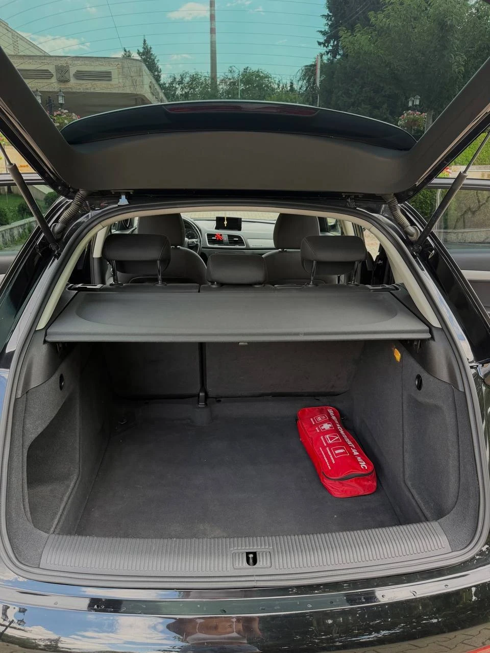 Audi Q3, снимка 14 - Автомобили и джипове - 55828479