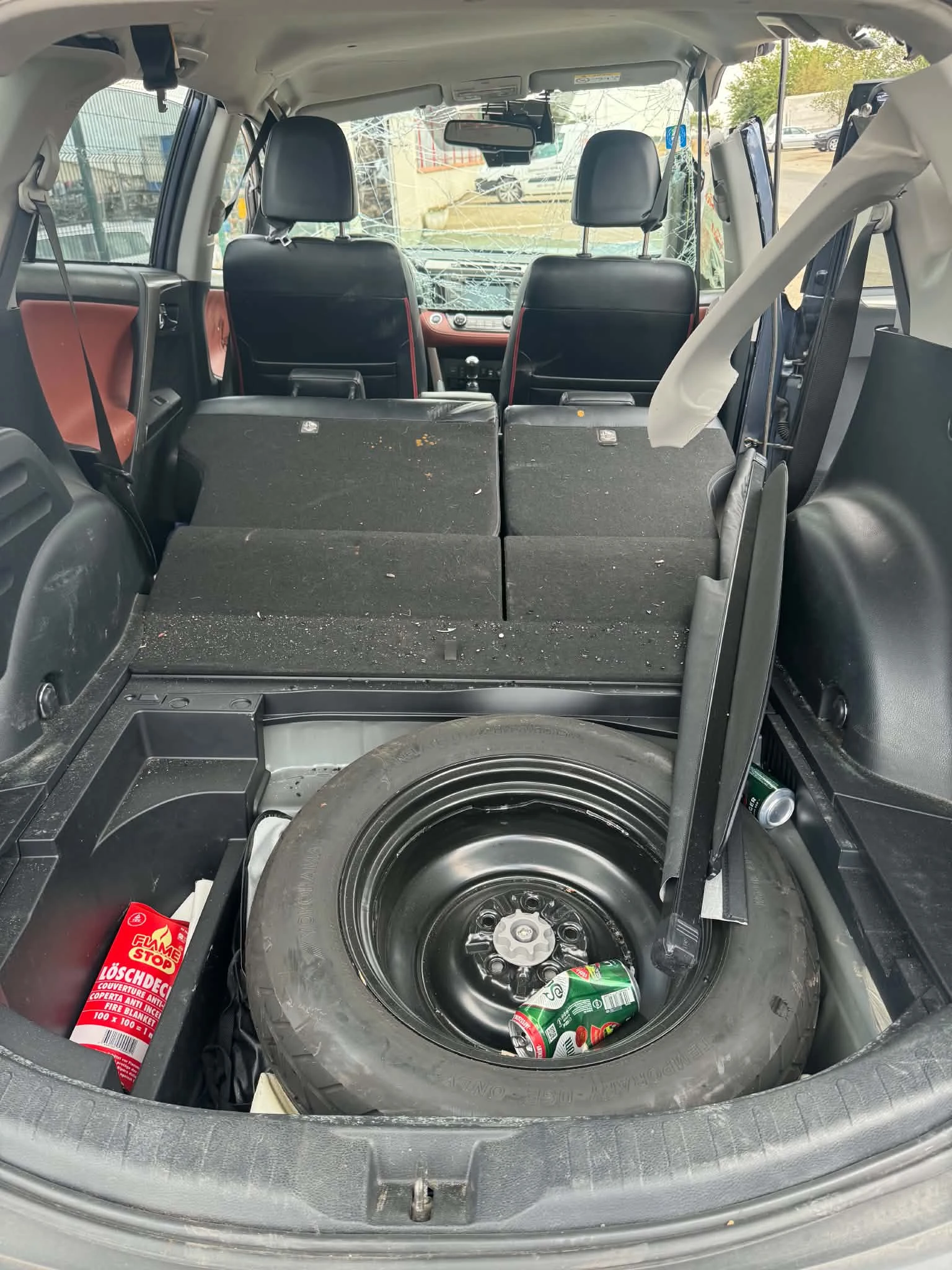 Toyota Rav4 2.2 D4D, снимка 8 - Автомобили и джипове - 55946700