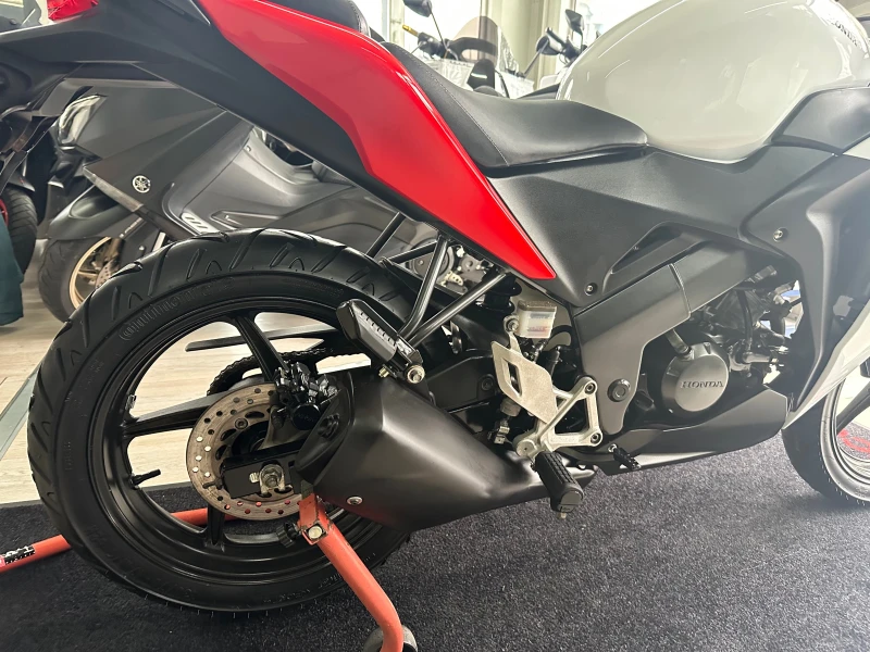 Honda Cbr 125R 2014г., снимка 12 - Мотоциклети и мототехника - 51920373
