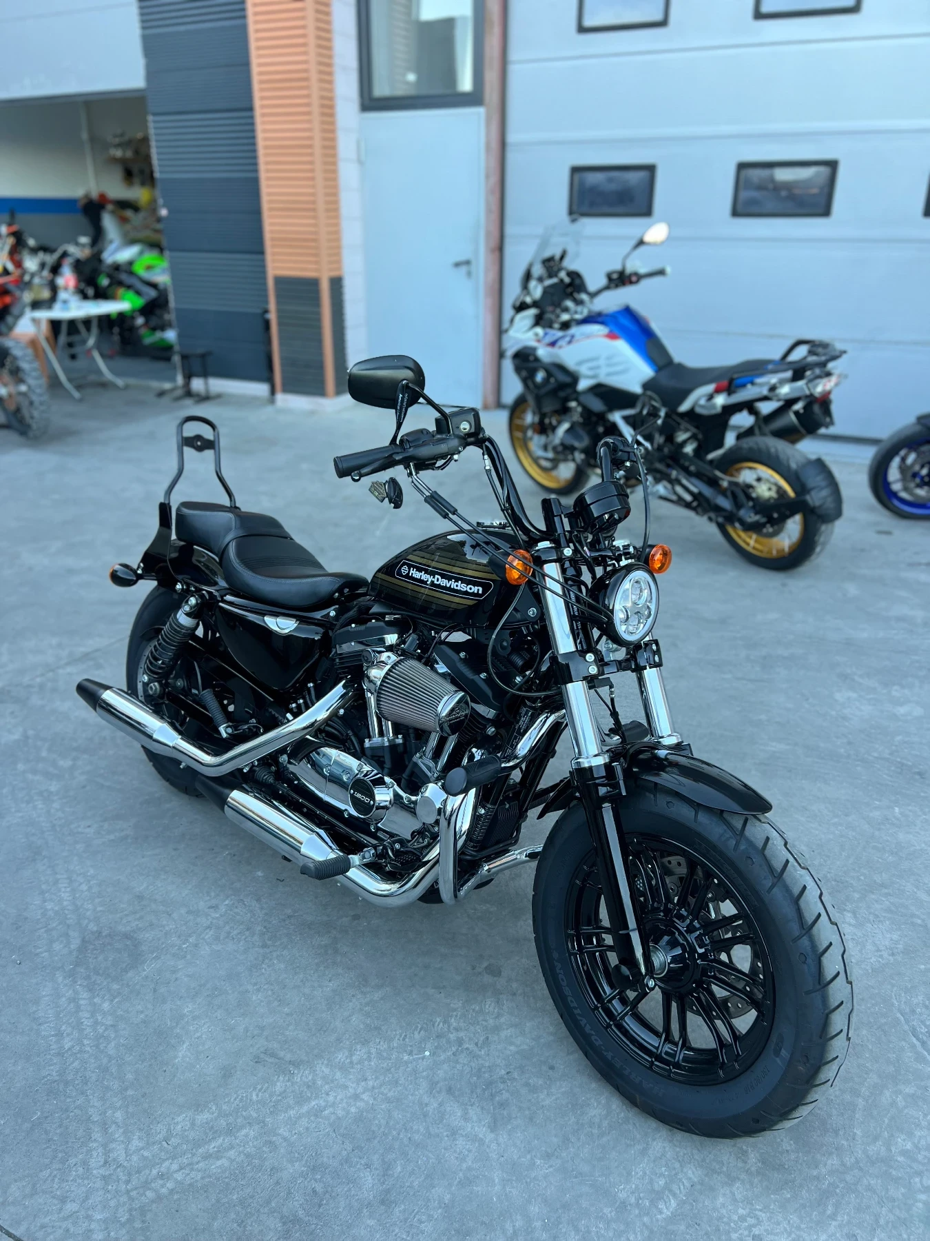 Harley-Davidson Sportster FORTY-EIGHT SPECIAL 1200 - изображение 2