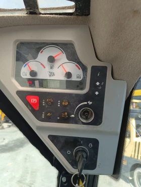 Телескопични товарачи JCB 3TS-8T, снимка 8