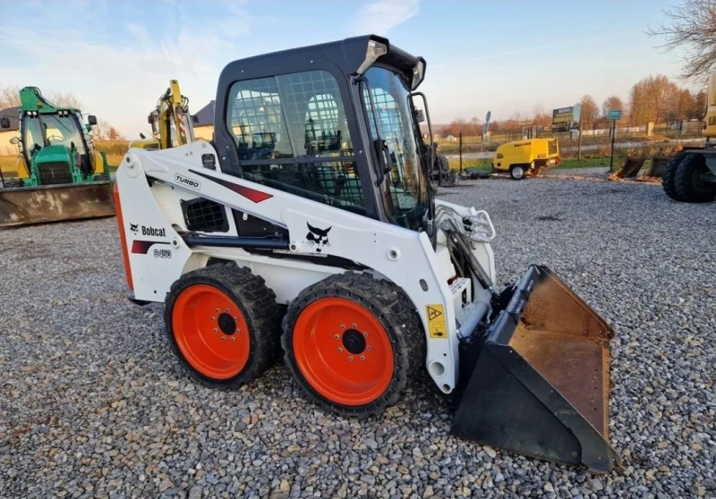 Мини челни товарачи Bobcat S450