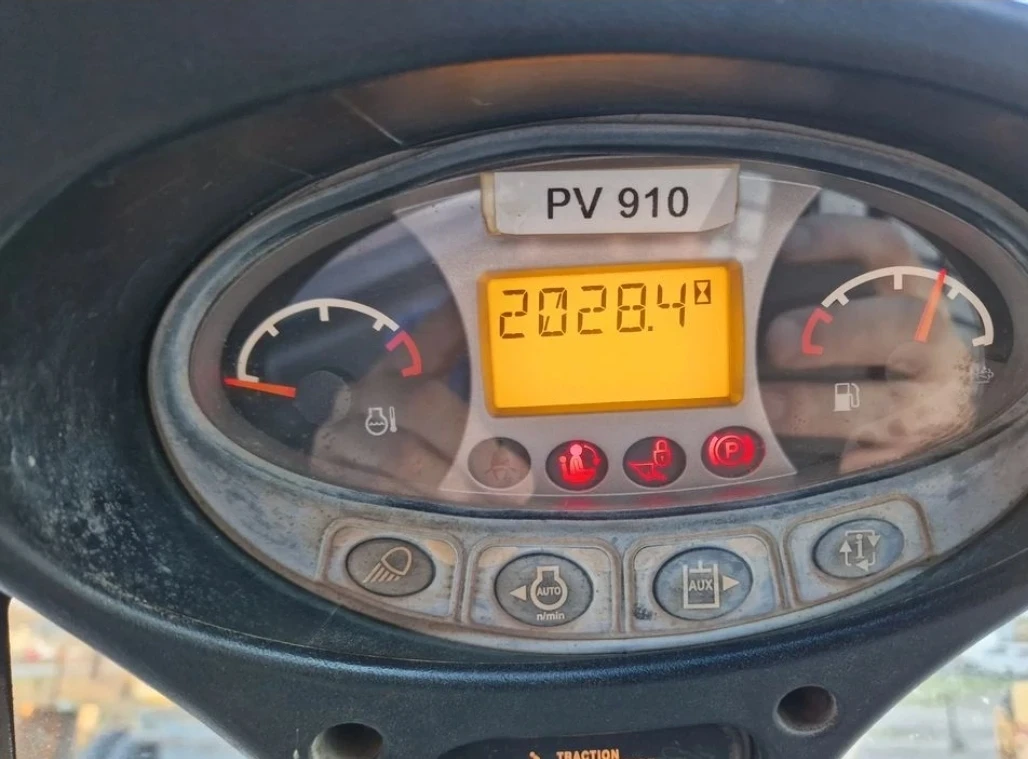 Мини челни товарачи Bobcat S450 - изображение 6