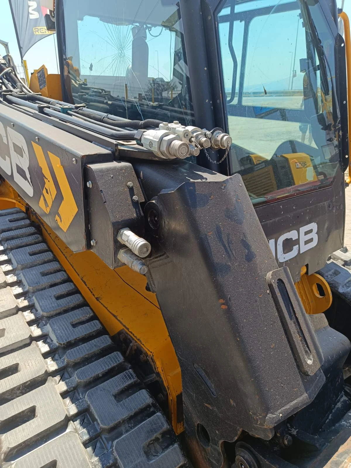 ������������ �������� JCB 3TS-8T | Mobile.bg � ����������� 6