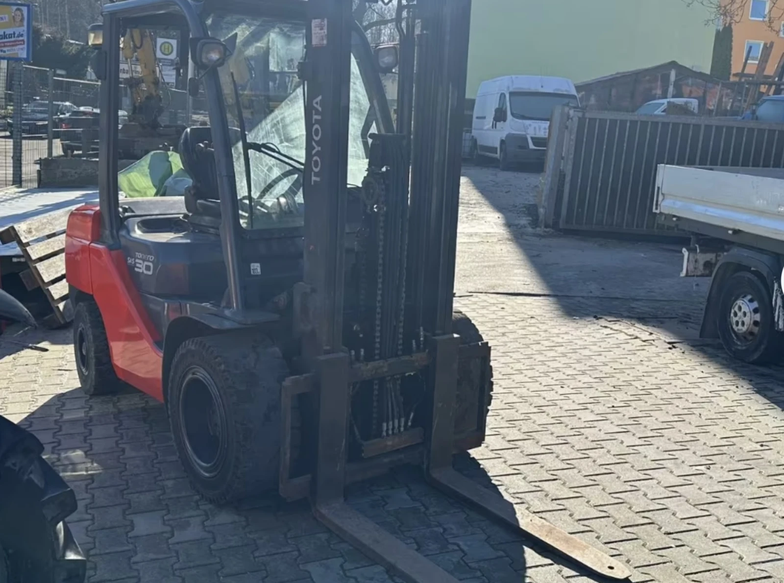  Toyota 52-8FDF30      | Mobile.bg   3