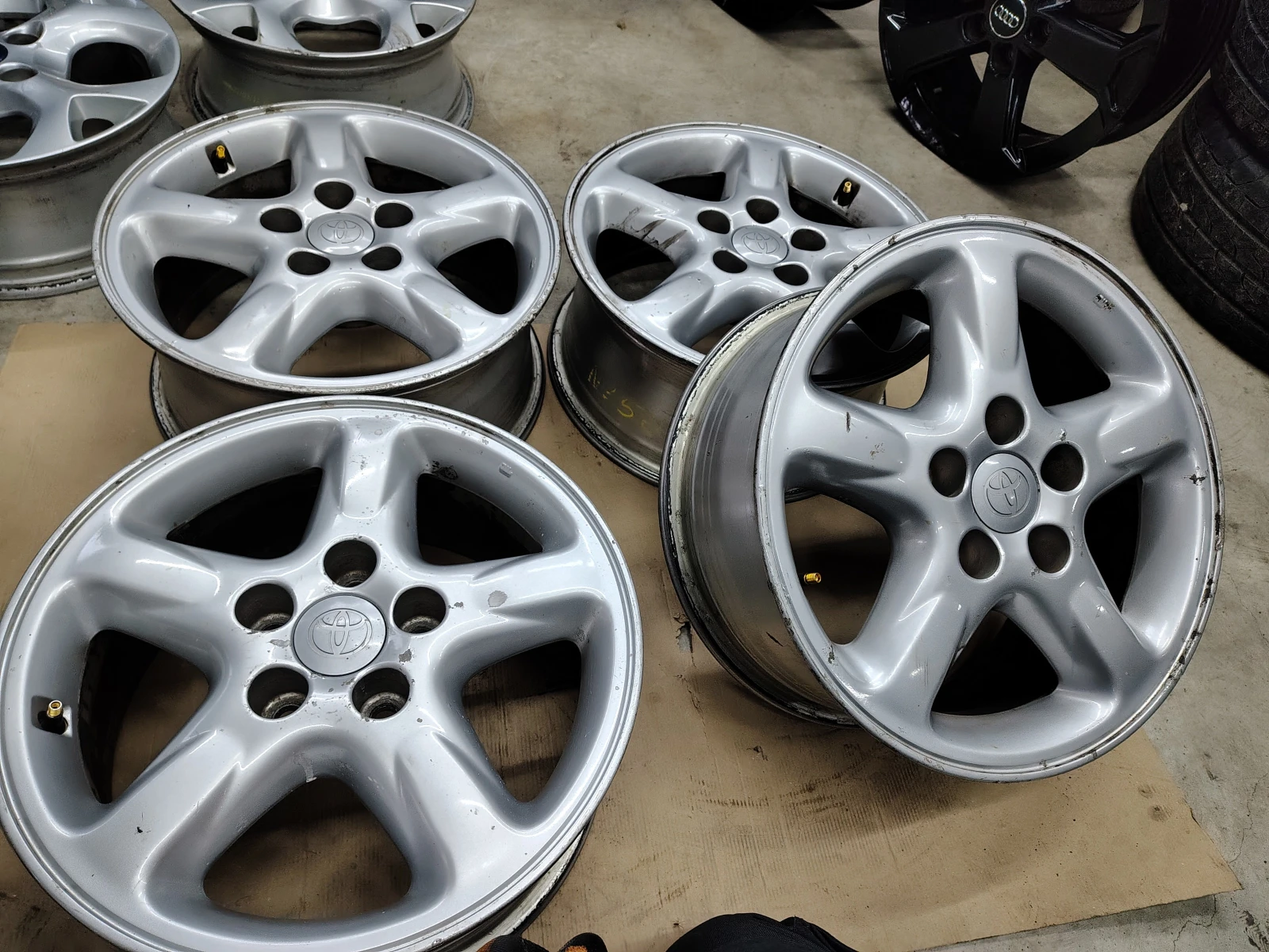 Джанти, снимка 3 - Гуми и джанти - 53806640