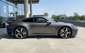 Porsche 911 Carrera 4S Coupe, снимка 3