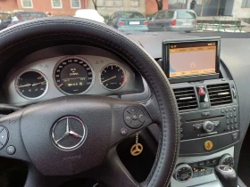 Mercedes-Benz C 320, снимка 16