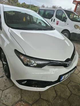 Toyota Auris, снимка 2