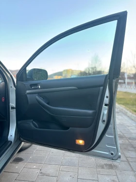 Toyota Avensis T25 2.0 D-4D 126кс 6ск facelift - 3700 € / 7236.57 лв. - 77093412 6