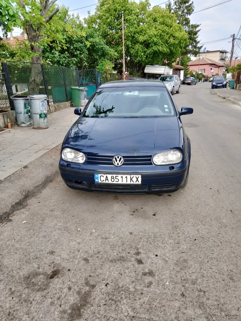 VW Golf, снимка 1 - Автомобили и джипове - 47480814