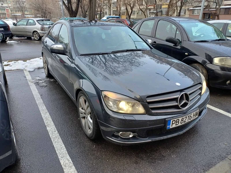 Mercedes-Benz C 320, снимка 2 - Автомобили и джипове - 48695170