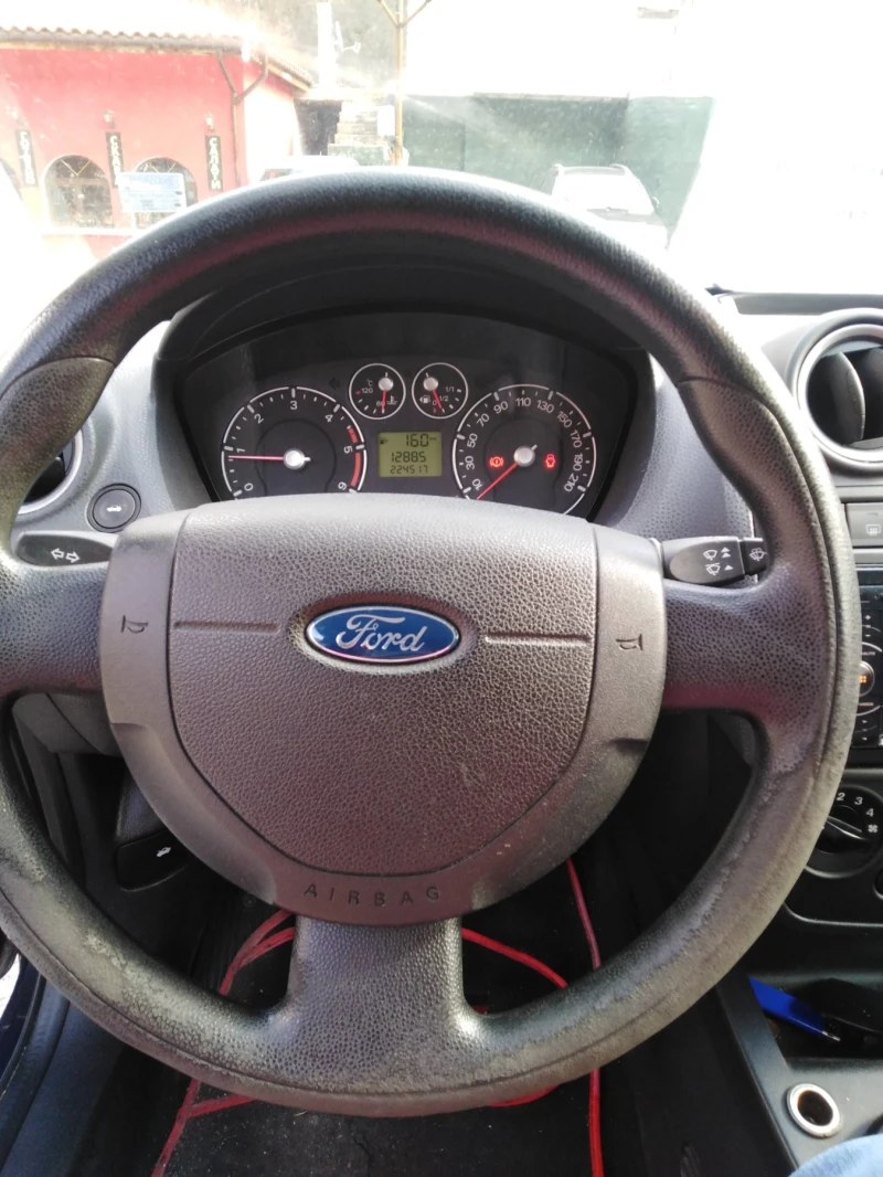 Ford Fiesta, снимка 5 - Автомобили и джипове - 48898390