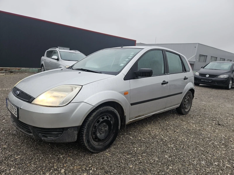 Ford Fiesta 1.3, снимка 3 - Автомобили и джипове - 52664888