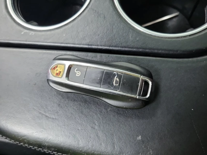 Porsche Panamera * 4 * CARFAX * БЕЗ ПЪРВОНАЧАЛНА ВНОСКА, снимка 15 - Автомобили и джипове - 52935342
